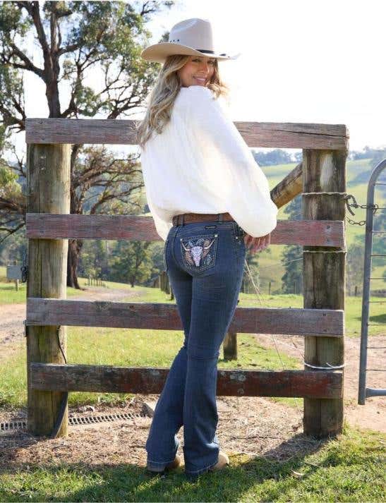 Womens Bec Boot Cut Jean 34L