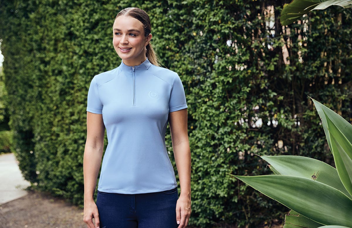 Model wearing Dublin 1/4 Zip Breathable Short Sleeve Top