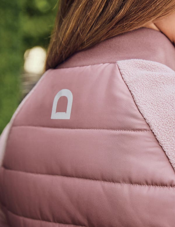 Close up of Dublin Insulated Hybrid Jacket